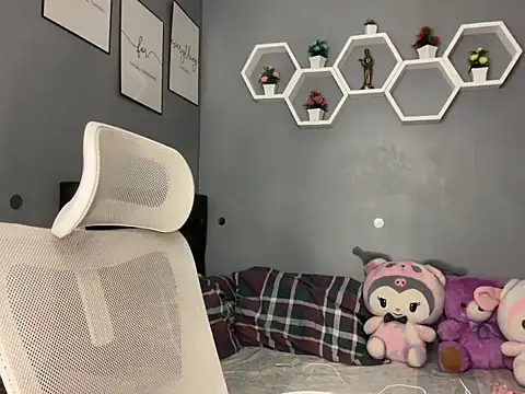 lelasohna online show from November 2025 11:38:02 AM