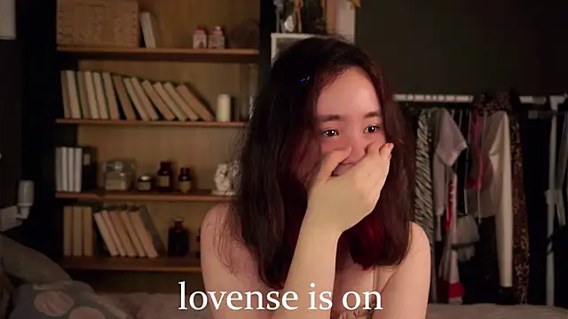 Snapshot of AlbertaClack chatting on November 2025 11:19:01 AM AlbertaClack online show from November 2025 11:19:01 AM