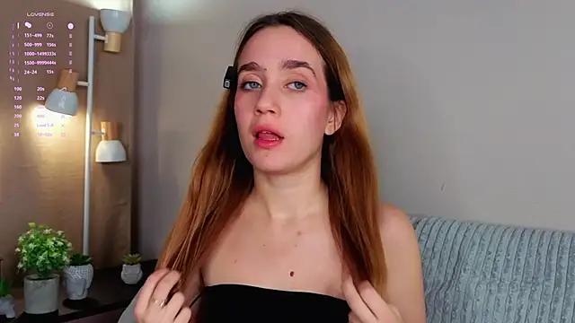 Snapshot of EarleneBrayton chatting on October 2025 01:08:02 AM EarleneBrayton online show from October 2025 01:08:02 AM