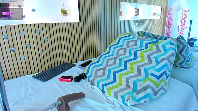 celesterose8  online show from October 2025 06:24:01 AM