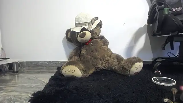 habdiela online show from September 2025 06:43:02 PM