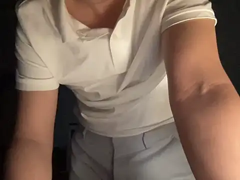 Snapshot of lahungdj12 chatting on January 2026 04:39:02 AM lahungdj12 online show from January 2026 04:39:02 AM