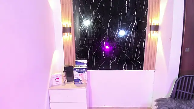 Wyatt Rose online show from October 2025 04:02:02 AM