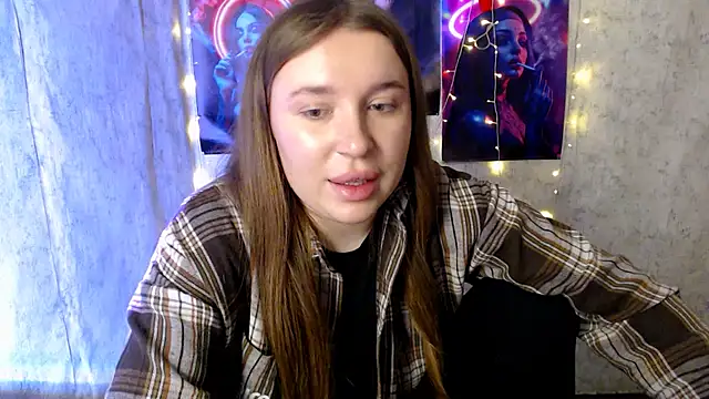 JuliaTopp  online show from February 2026 07:15:02 AM