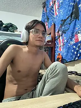 davoxer online show from September 2025 05:33:02 AM