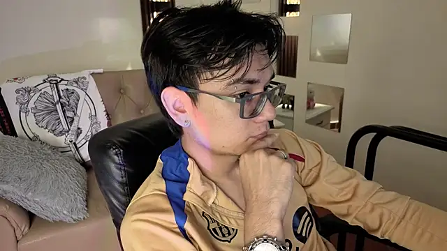 davoxer online show from May 2026 03:45:02 AM