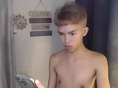 Snapshot of urcumjp chatting on October 2025 12:01:02 PM urcumjp online show from October 2025 12:01:02 PM