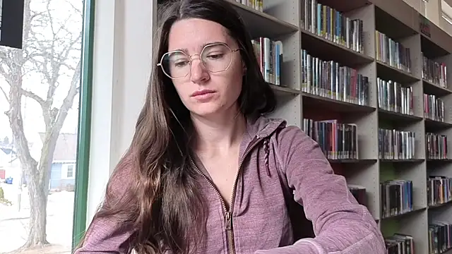 Snapshot of bambifarrina chatting on February 2026 04:55:02 PM bambifarrina online show from February 2026 04:55:02 PM