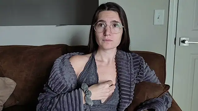 Snapshot of bambifarrina chatting on March 2026 09:09:01 PM bambifarrina online show from March 2026 09:09:01 PM