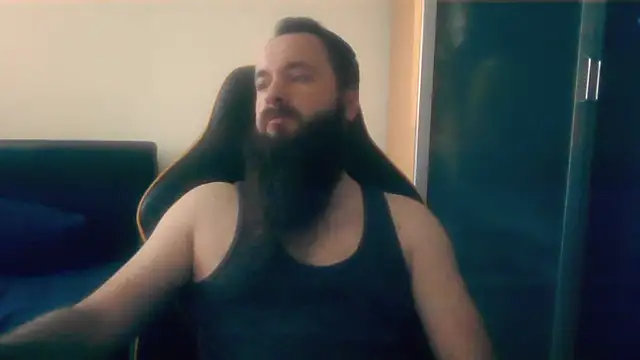 LondonMan1988 online show from October 2025 07:27:01 AM