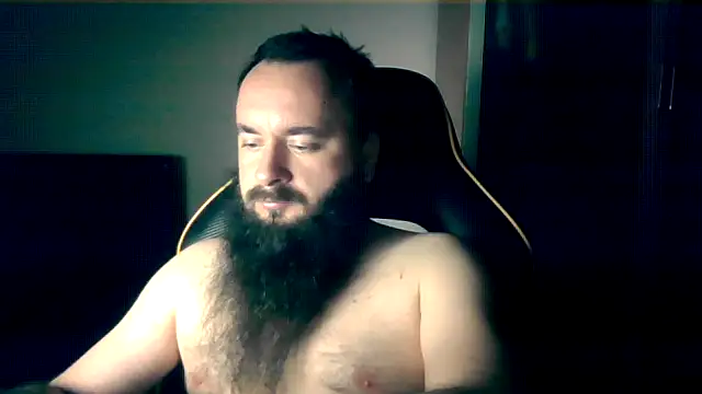 Snapshot of LondonMan1988 chatting on February 2026 05:09:02 PM LondonMan1988 online show from February 2026 05:09:02 PM