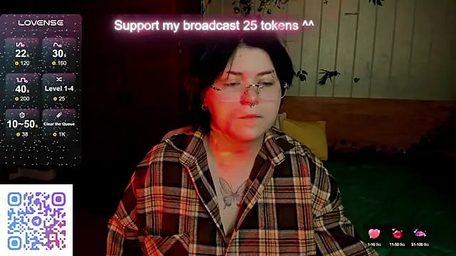 Snapshot of Alisa_Monroe chatting on October 2025 02:36:02 AM Alisa Monroe online show from October 2025 02:36:02 AM