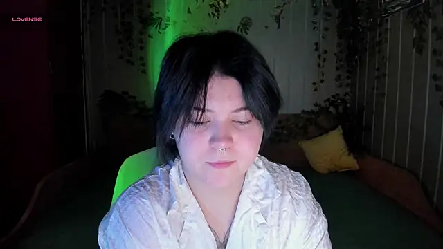 Snapshot of Alisa_Monroe chatting on October 2025 02:45:02 AM Alisa Monroe online show from October 2025 02:45:02 AM