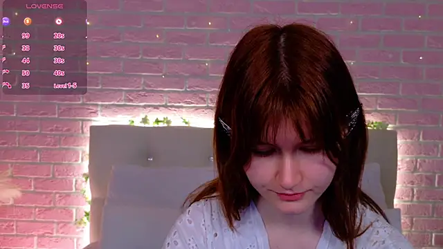 Snapshot of Aria_Vox chatting on September 2025 04:58:02 AM Aria Vox online show from September 2025 04:58:02 AM