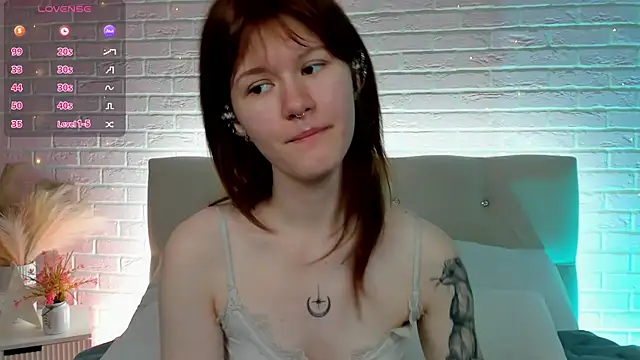 Snapshot of Aria_Vox chatting on September 2025 06:04:02 AM Aria Vox online show from September 2025 06:04:02 AM