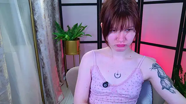 Snapshot of Aria_Vox chatting on November 2025 03:38:02 AM Aria Vox online show from November 2025 03:38:02 AM