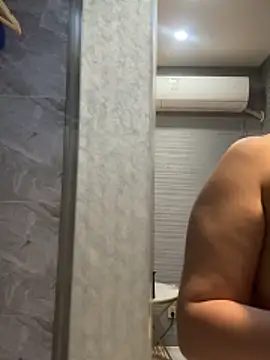 Snapshot of anna_yngs chatting on November 2025 04:44:01 PM anna yngs online show from November 2025 04:44:01 PM