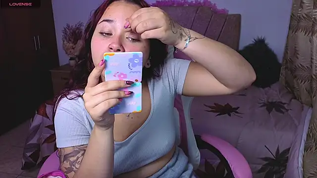 Leakitten online show from October 2025 01:58:02 AM