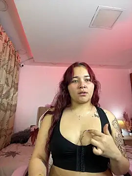 Leakitten online show from November 2025 12:21:02 AM