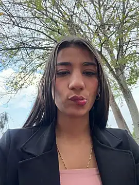 -juicy  online show from February 2026 10:28:02 PM