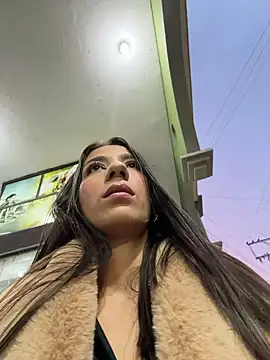 -juicy  online show from March 2026 11:08:01 PM