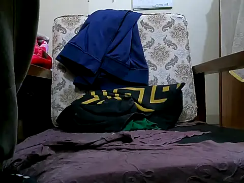 Snapshot of DhakaBabe chatting on January 2026 04:42:01 PM DhakaBabe online show from January 2026 04:42:01 PM