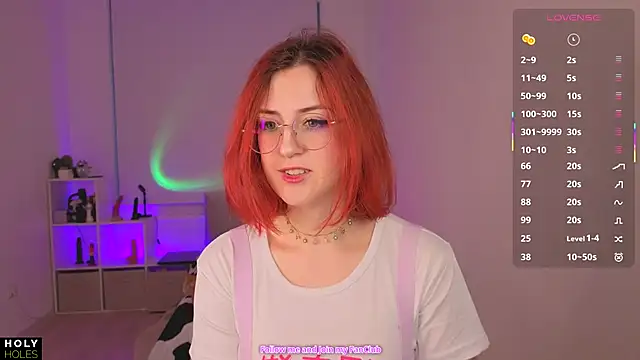 Snapshot of bananasgirl chatting on October 2025 06:34:02 AM bananasgirl online show from October 2025 06:34:02 AM