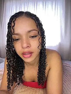 Snapshot of Yasmin777_ chatting on October 2025 05:10:02 PM Yasmin777 online show from October 2025 05:10:02 PM