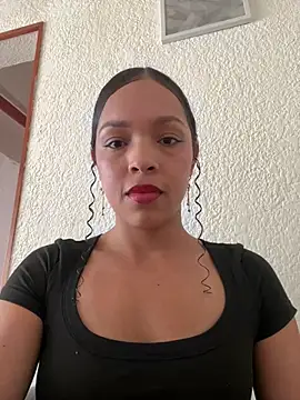 Yasmin777  online show from March 2026 07:42:01 PM