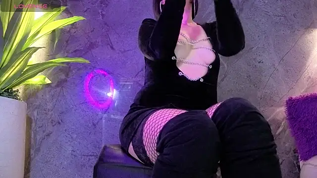 Anxelica Macondo  online show from April 2026 02:40:01 PM