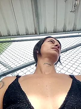 Akasha001 online show from September 2025 01:49:01 PM