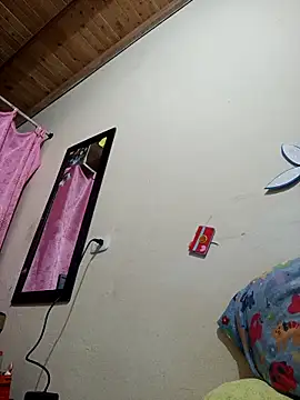 Akasha001 online show from October 2025 10:02:01 AM