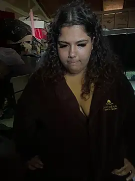 Snapshot of 1n0nlythroat chatting on October 2025 04:38:01 PM 1n0nlythroat online show from October 2025 04:38:01 PM