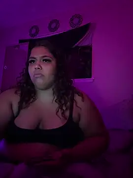 Snapshot of 1n0nlythroat chatting on October 2025 02:22:02 AM 1n0nlythroat online show from October 2025 02:22:02 AM