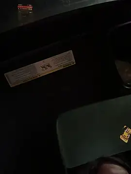 Snapshot of 1n0nlythroat chatting on October 2025 09:10:01 AM 1n0nlythroat online show from October 2025 09:10:01 AM