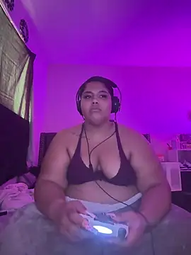 Snapshot of 1n0nlythroat chatting on October 2025 05:58:02 PM 1n0nlythroat online show from October 2025 05:58:02 PM