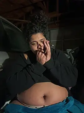 1n0nlythroat online show from January 2026 11:25:01 AM