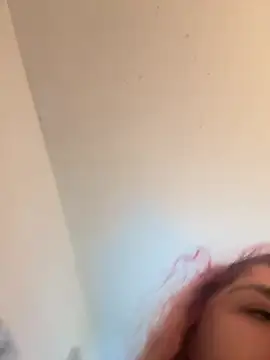 1n0nlythroat online show from May 2026 09:45:01 PM