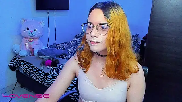 lillykittyy online show from October 2025 12:08:02 AM