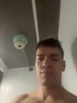 ALPHA DOMINUS  online show from October 2025 01:40:01 AM