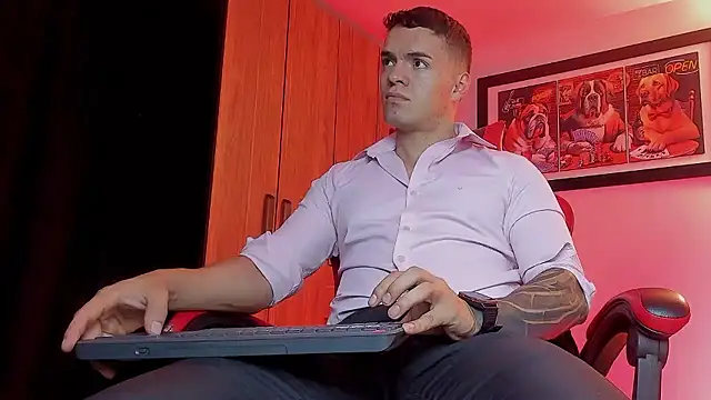 ALPHA DOMINUS  online show from January 2026 04:05:01 AM