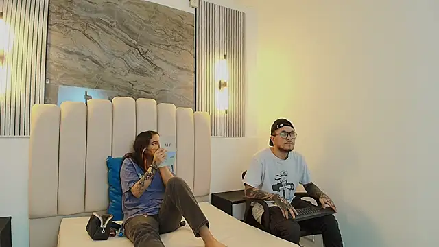 RavenandCody online show from October 2025 03:47:01 AM