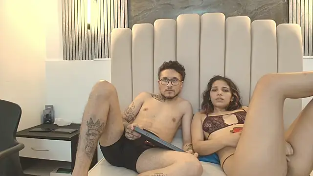 RavenandCody online show from October 2025 09:30:02 AM