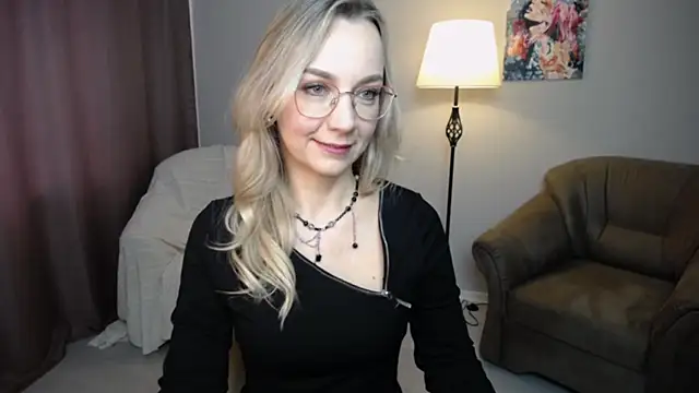 Snapshot of Ava_Elior chatting on October 2025 09:40:01 AM Ava Elior online show from October 2025 09:40:01 AM