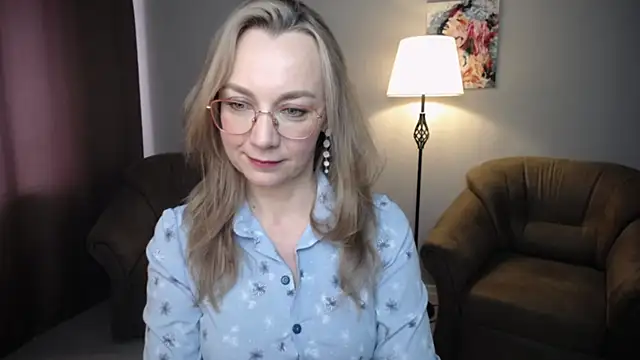 Ava Elior online show from June 2026 11:45:02 AM