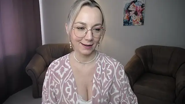 Ava Elior online show from June 2026 11:12:02 AM