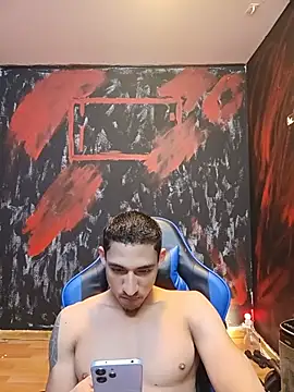 jhonny thes28 online show from June 2026 06:25:02 PM