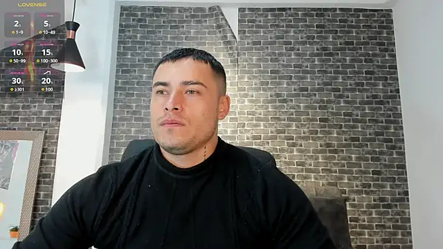 connorsmiith online show from October 2025 11:51:02 AM