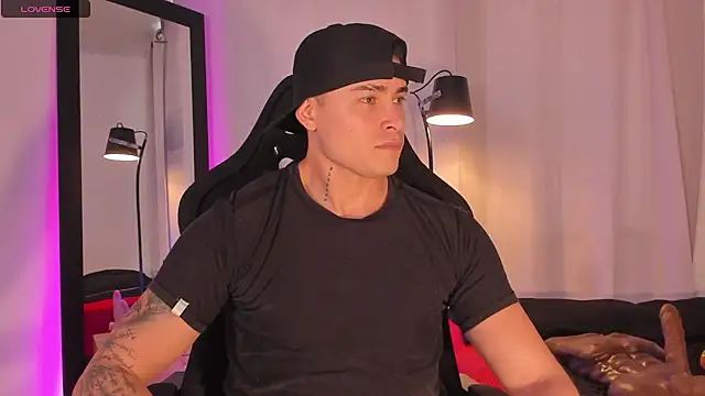 connorsmiith online show from June 2026 01:48:02 PM