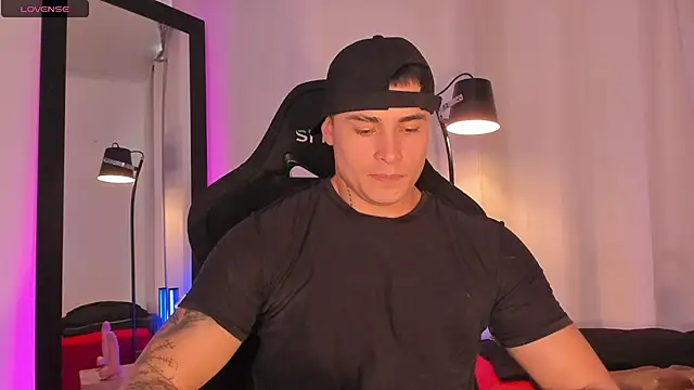 connorsmiith online show from June 2026 05:03:01 PM